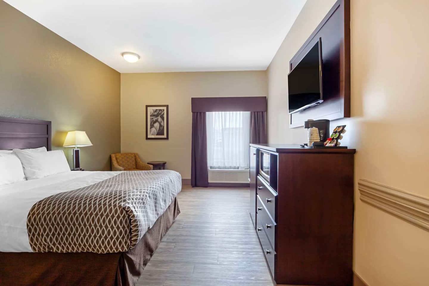 Best Western High Road Inn
