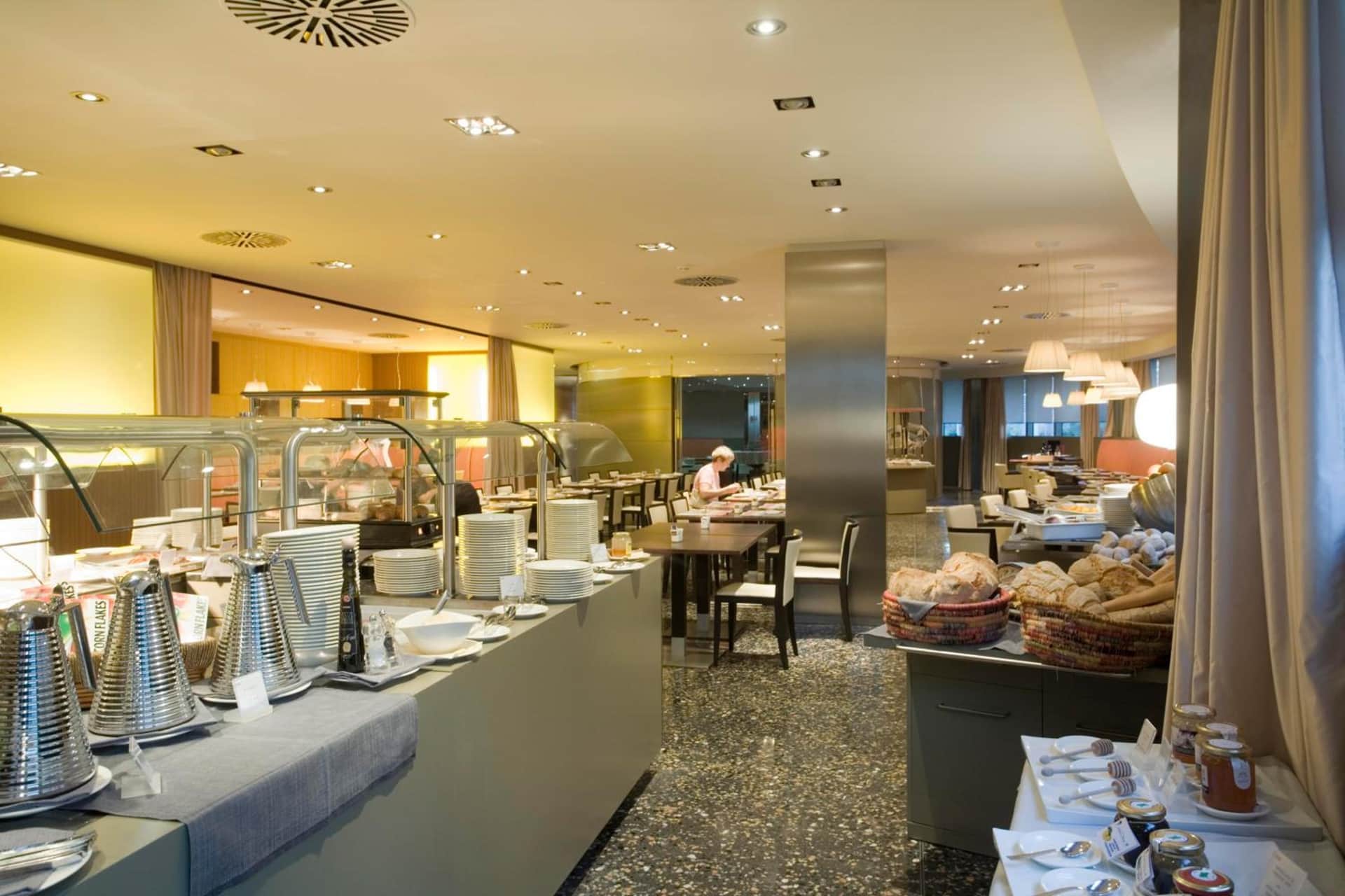 UNA Hotels T Hotel Cagliari