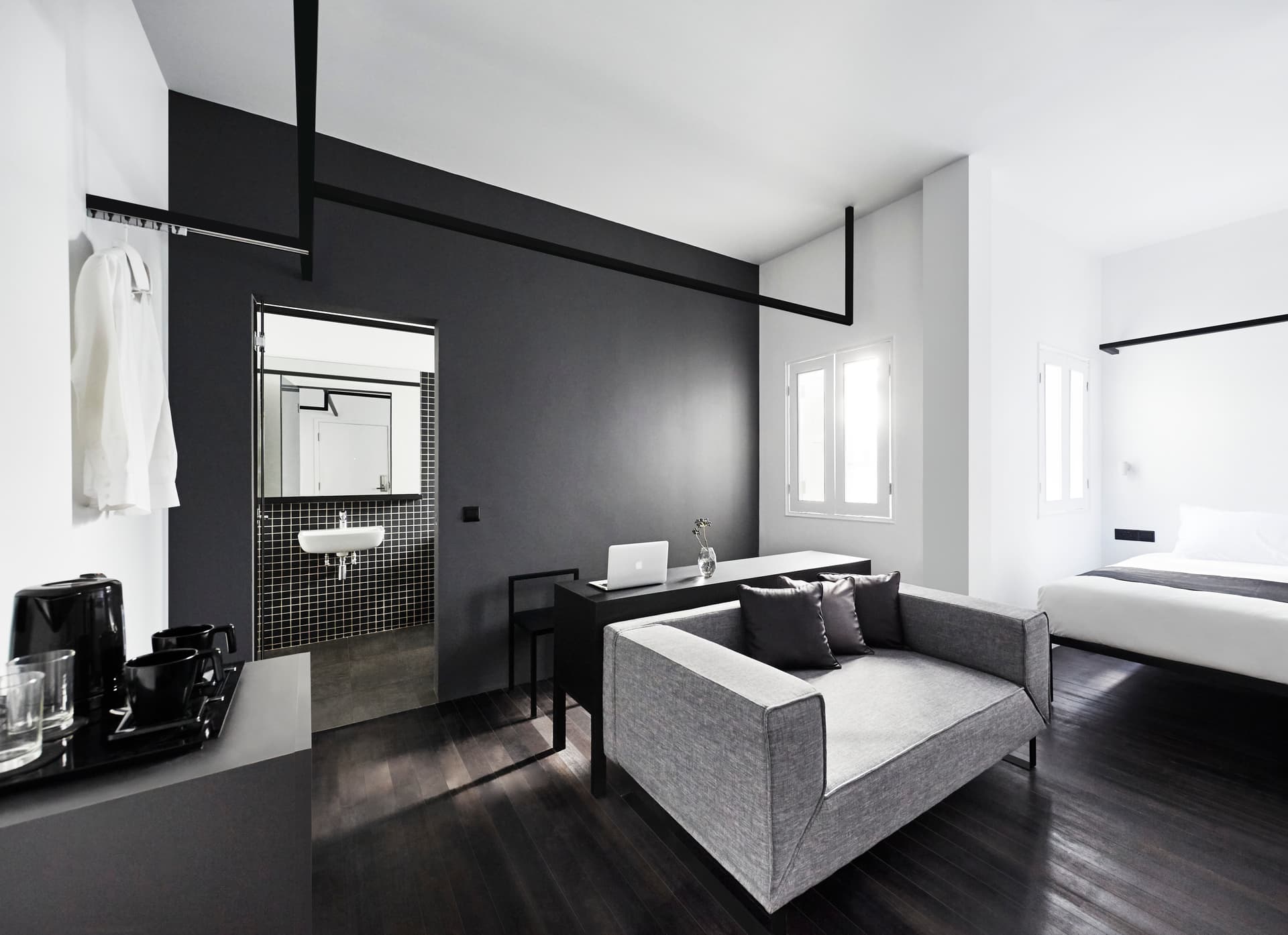 Hotel Mono (SG Clean)