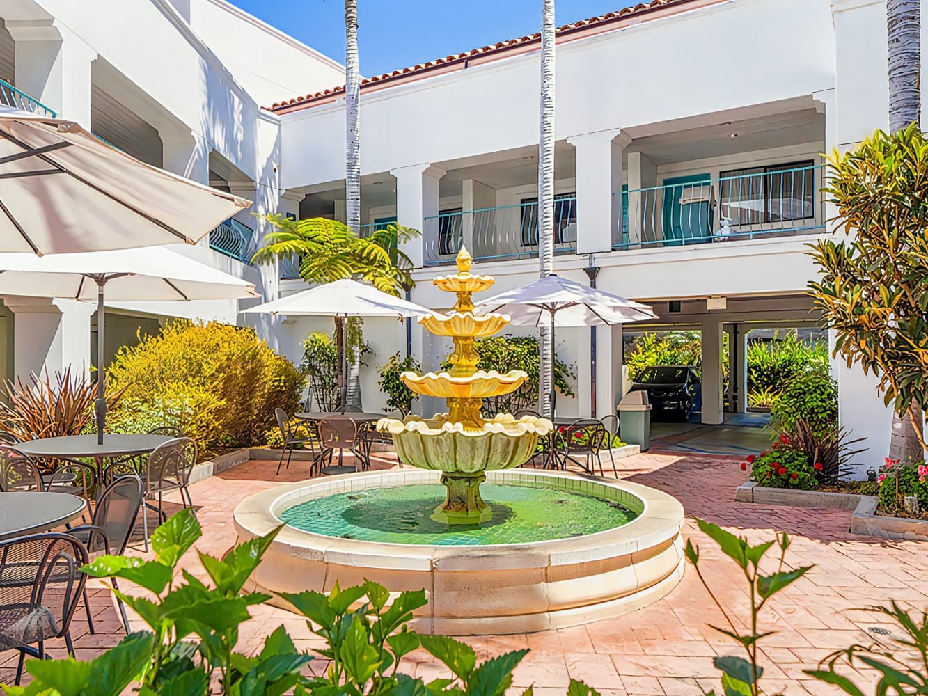 Casablanca Inn Hotel
