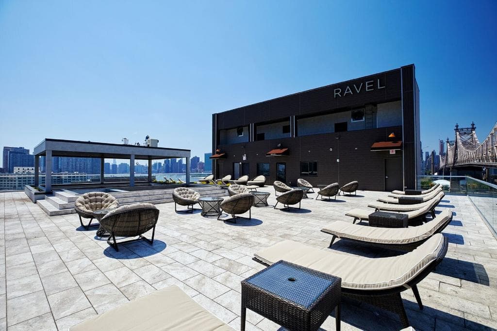 Ravel Hotel