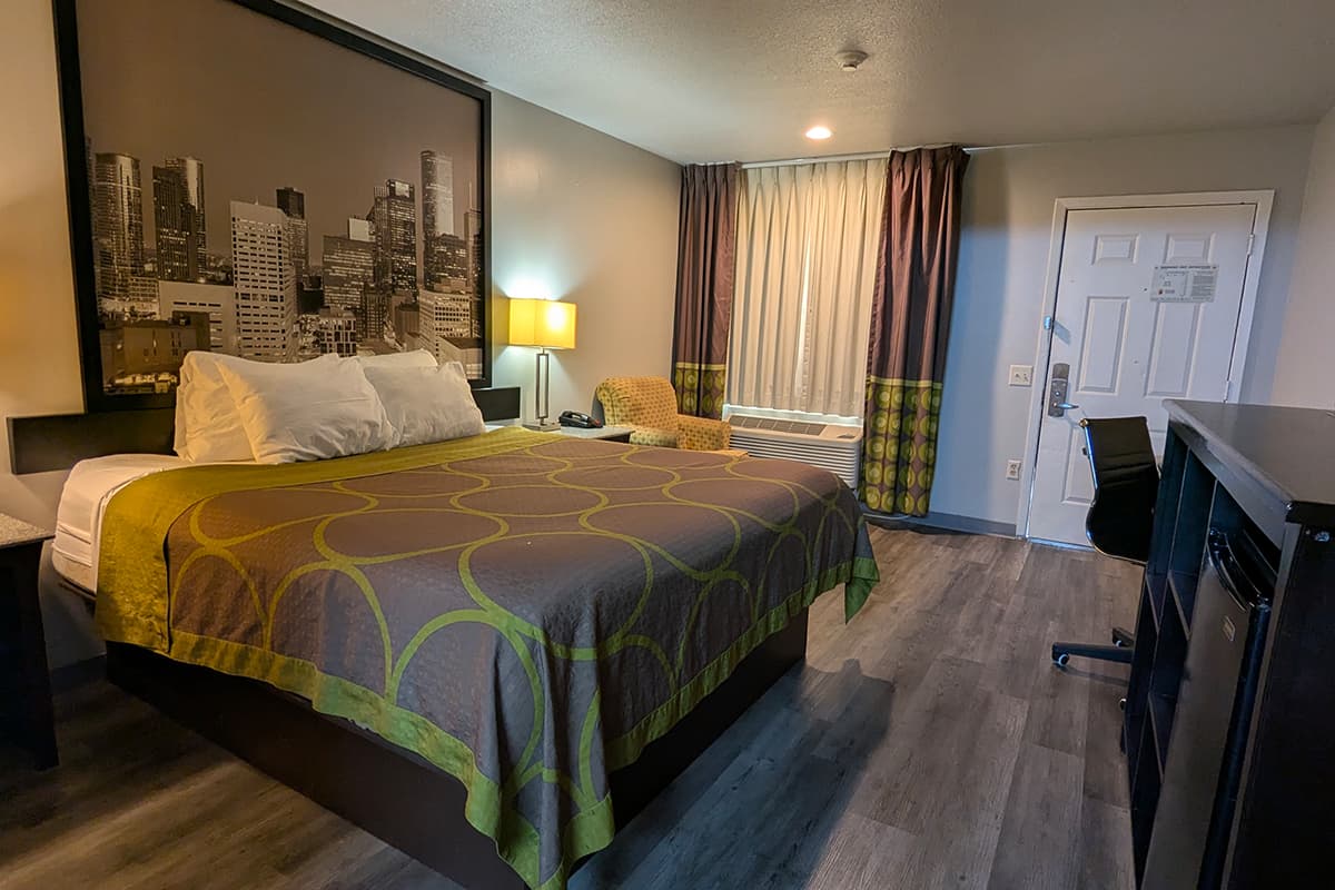 Platinum Inn and Suites
