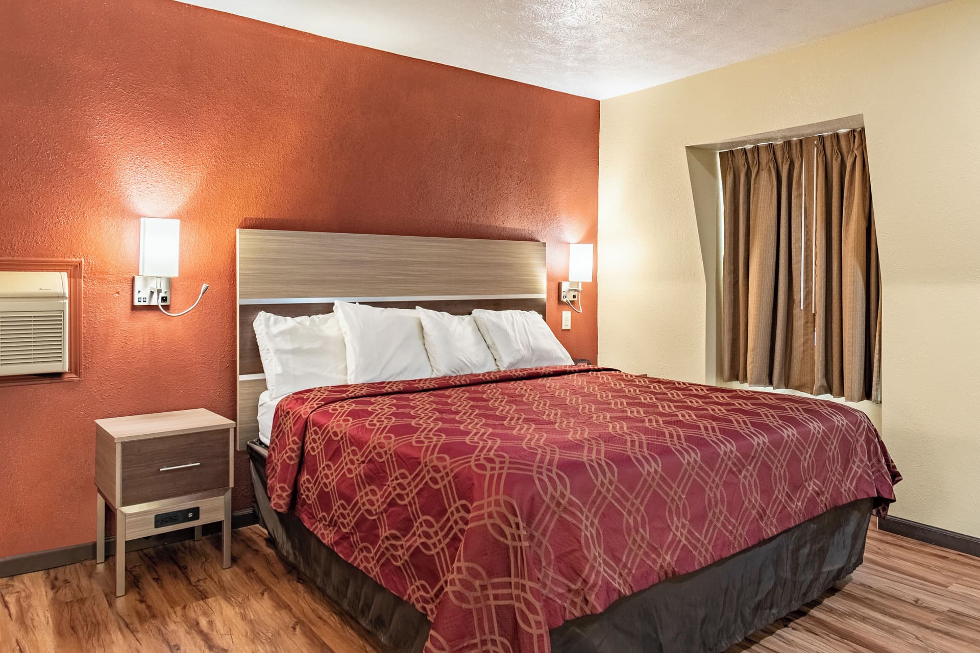 Worthington Motor Lodge