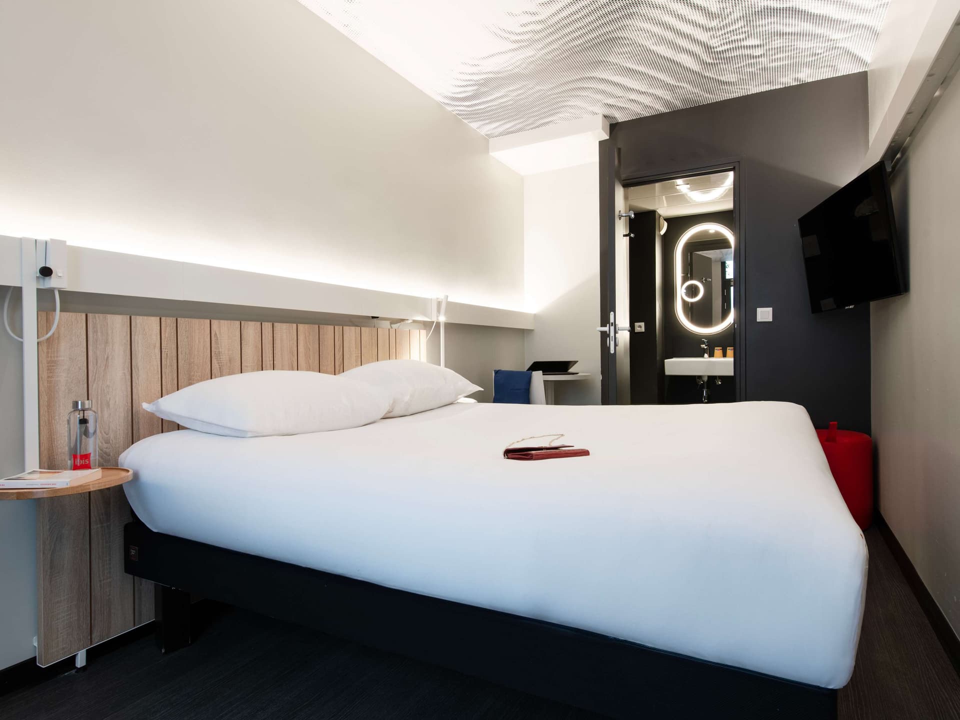 Hotel Faubourg Galant Paris - Handwritten Collection