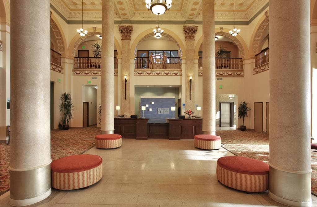 Holiday Inn Express Baltimore-Downtown, an IHG Hotel