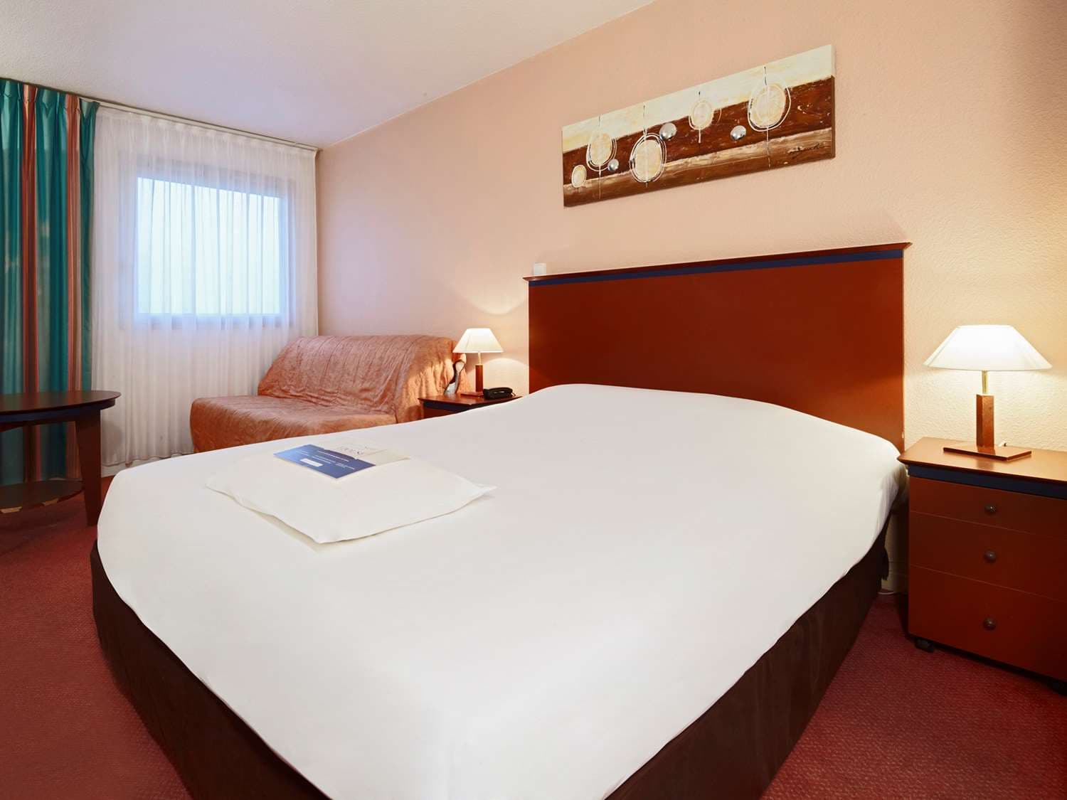 Kyriad Prestige Joinville le Pont