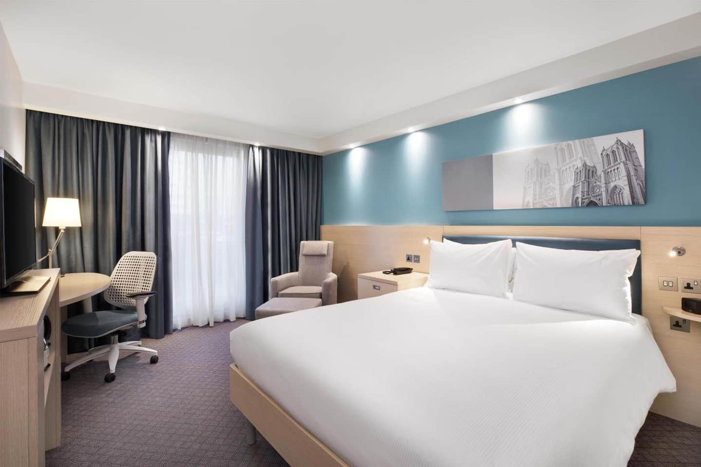 Hampton By Hilton Bristol Airport