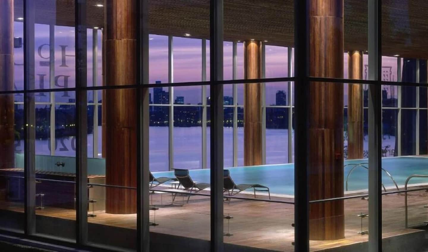 Canary Riverside Plaza London, Vignette Collection