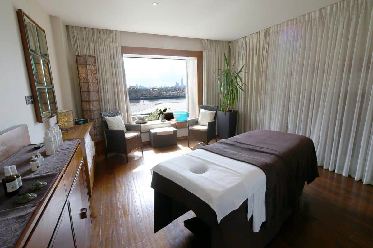 Canary Riverside Plaza London, Vignette Collection