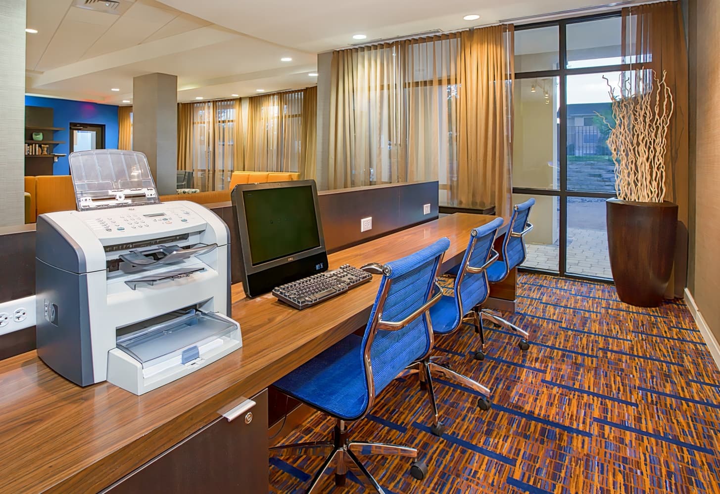 Courtyard by Marriott Austin Airport
