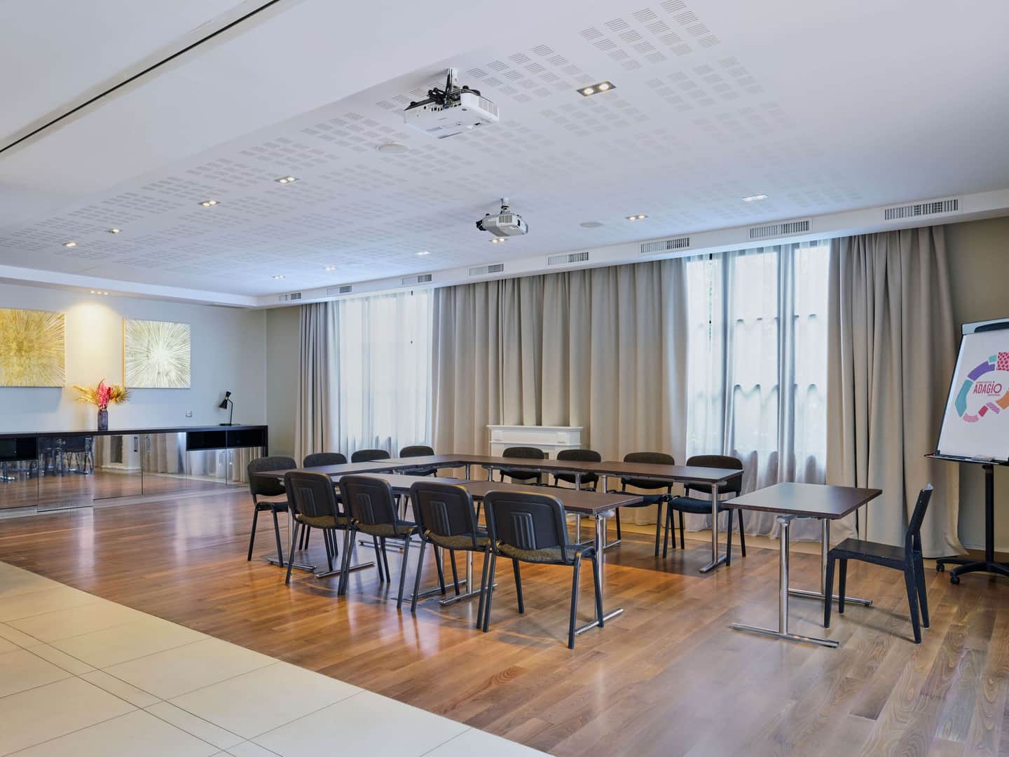 Aparthotel Adagio Serris Val d'Europe