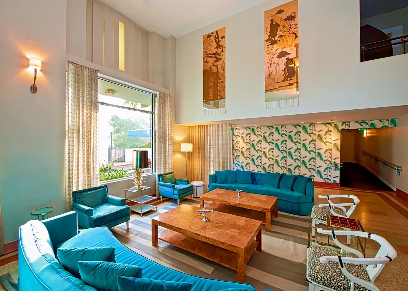 Winter Haven, Autograph Collection