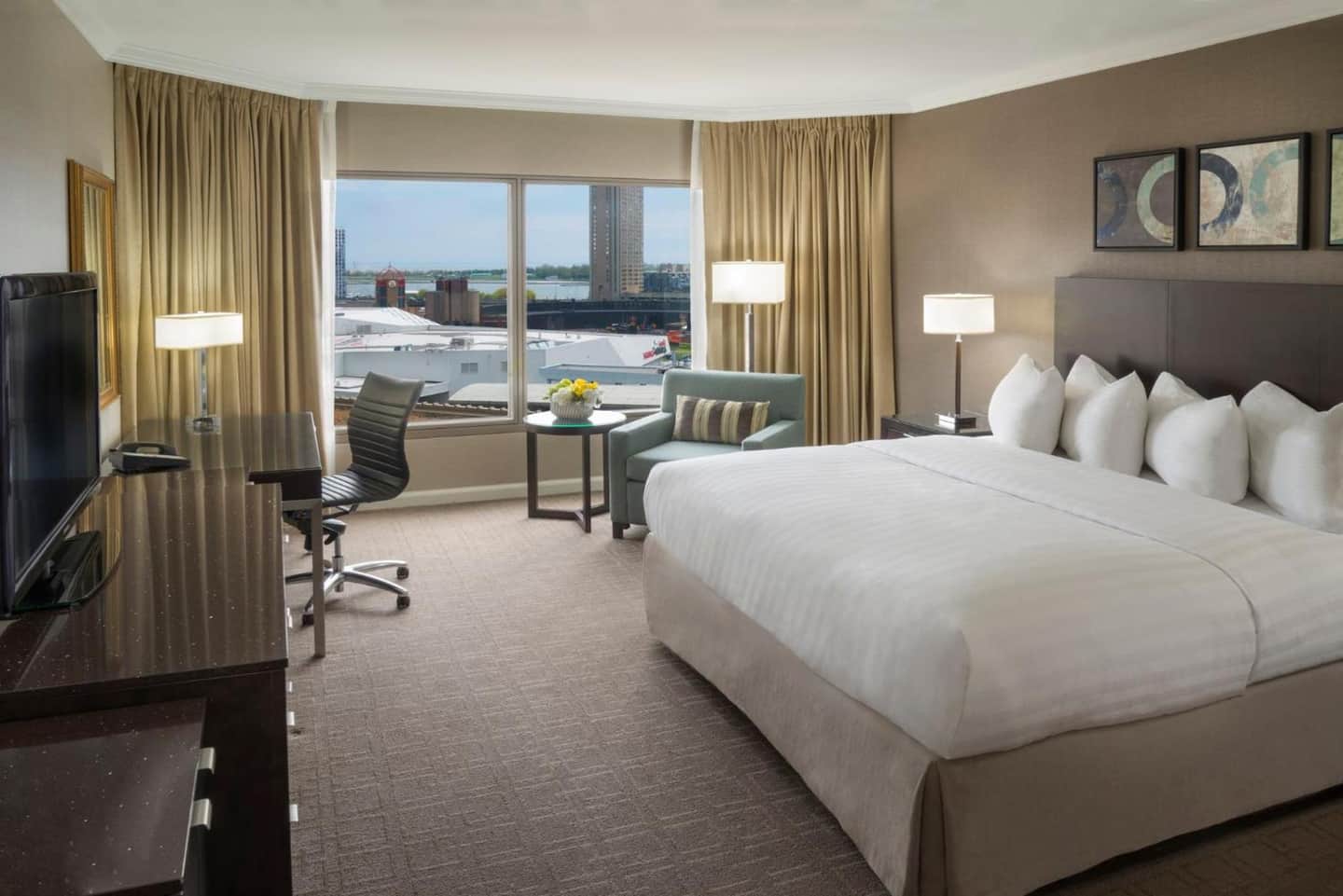 InterContinental Toronto Centre, an IHG Hotel
