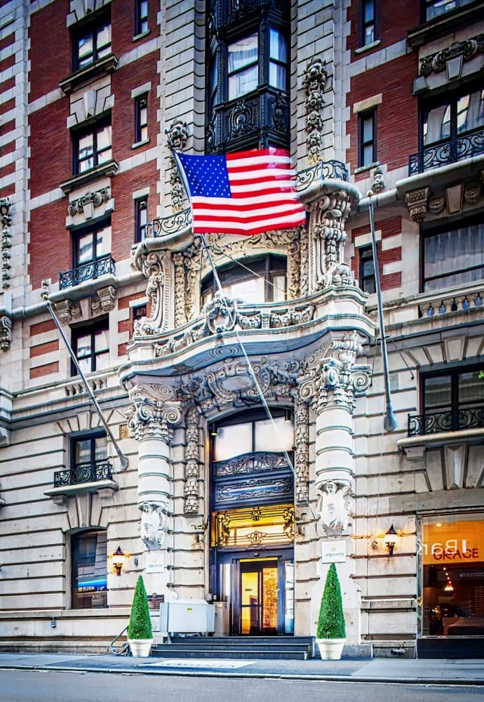 The Hotel at Fifth Avenue