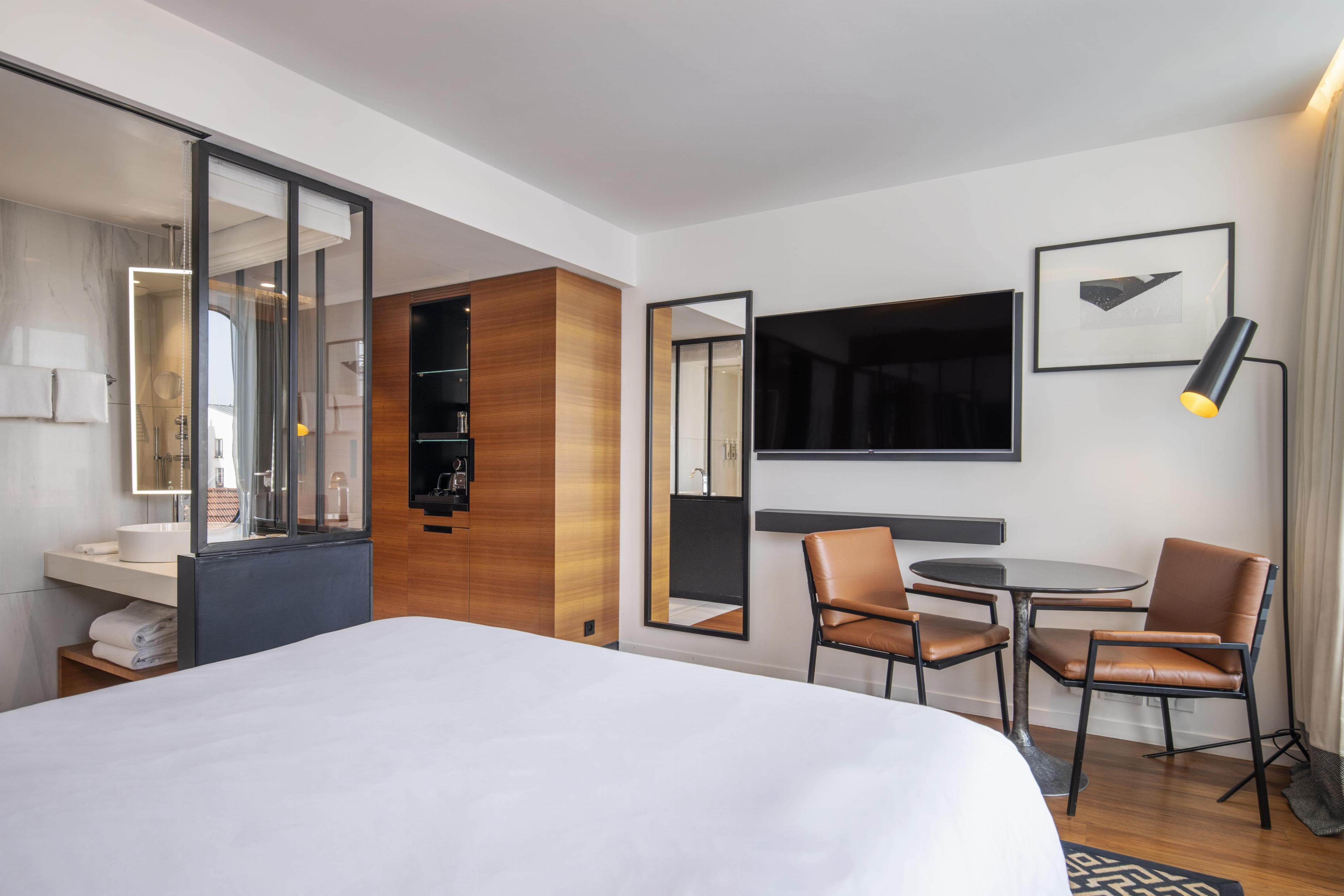 Renaissance Paris République