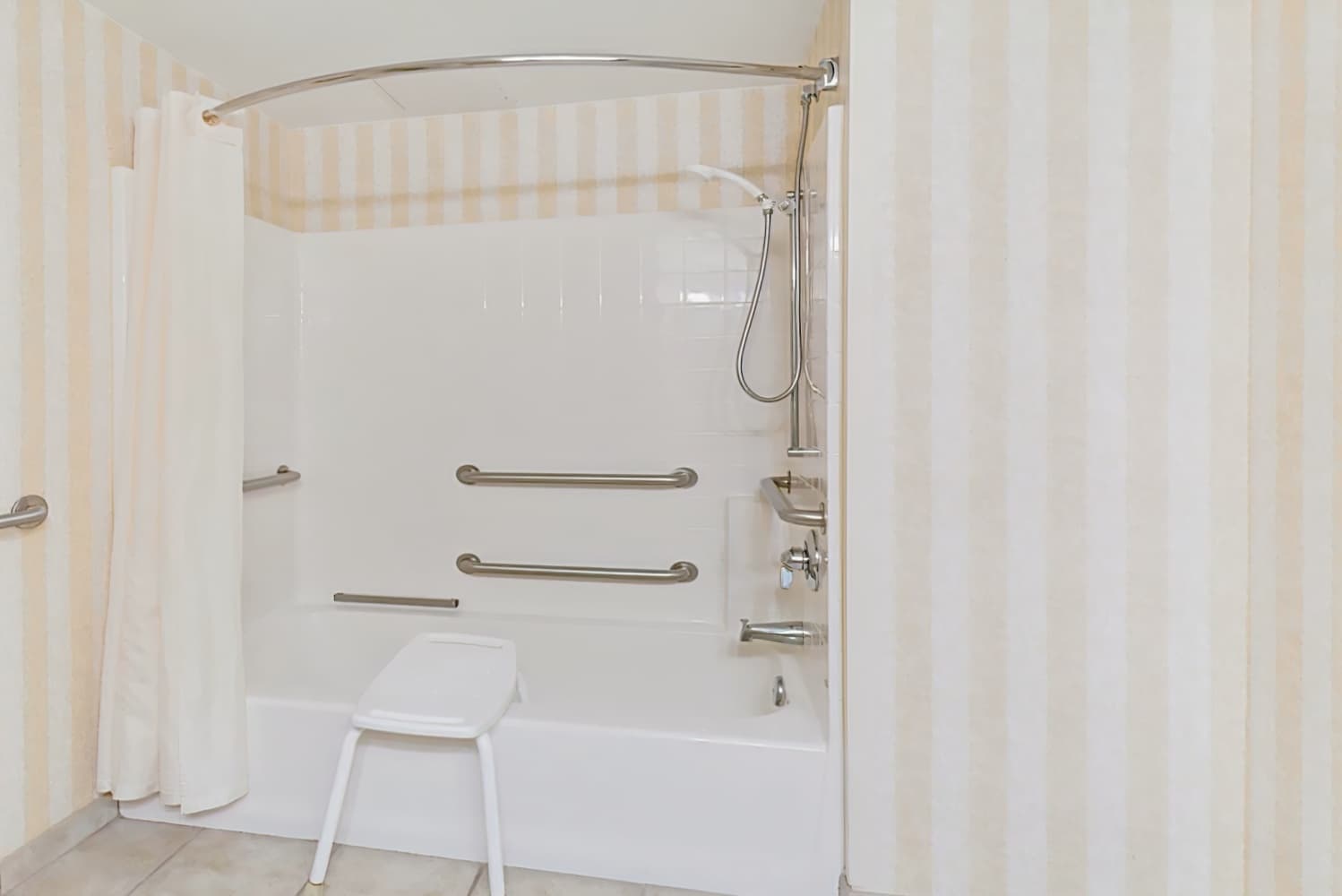 Holiday Inn Belcamp-Aberdeen Area