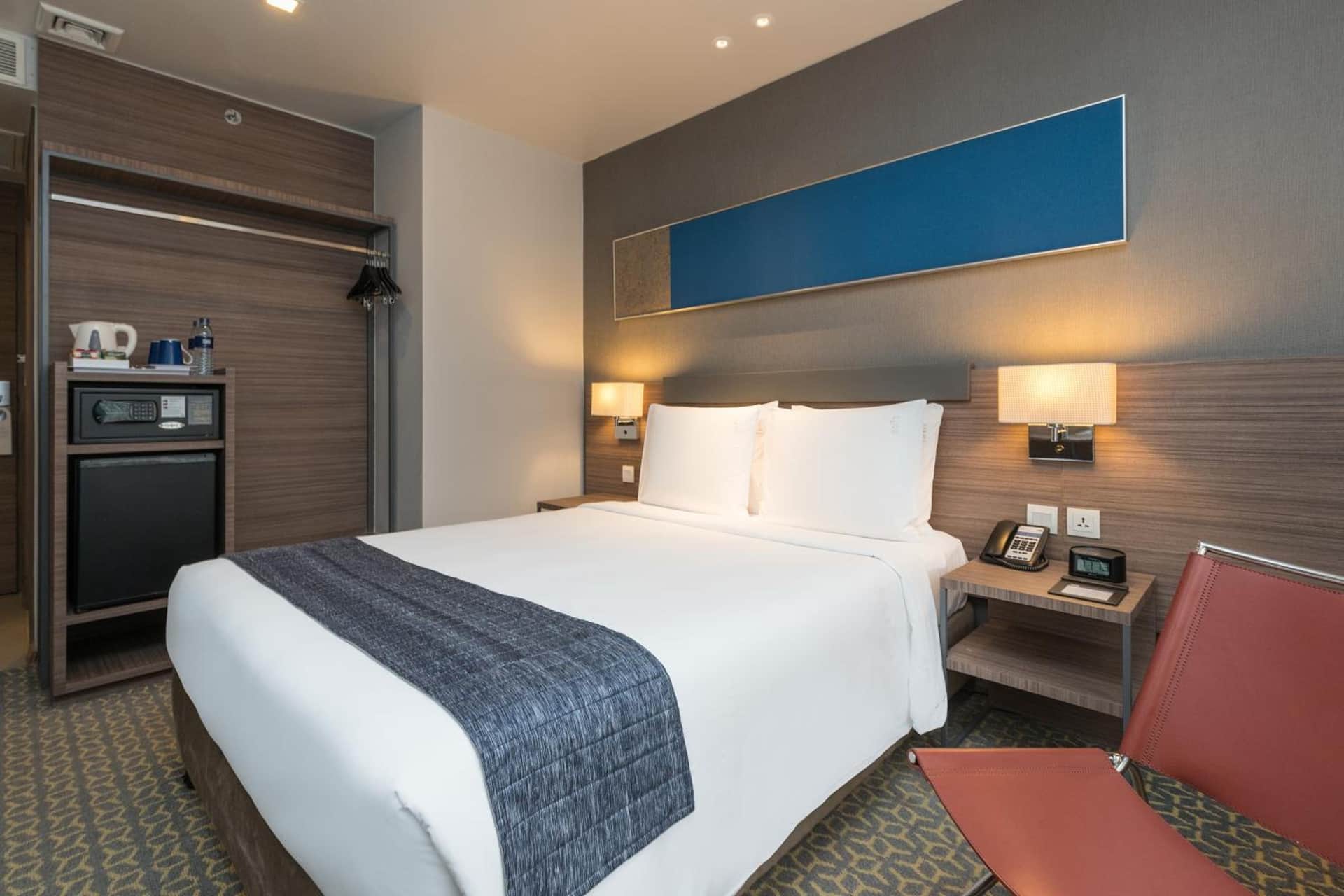 Holiday Inn Express Bangkok Sathorn