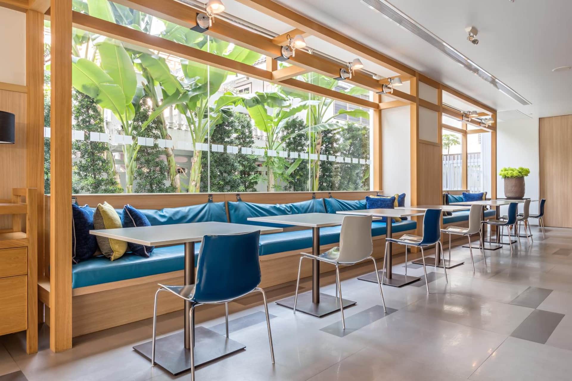 Holiday Inn Express Bangkok Sathorn