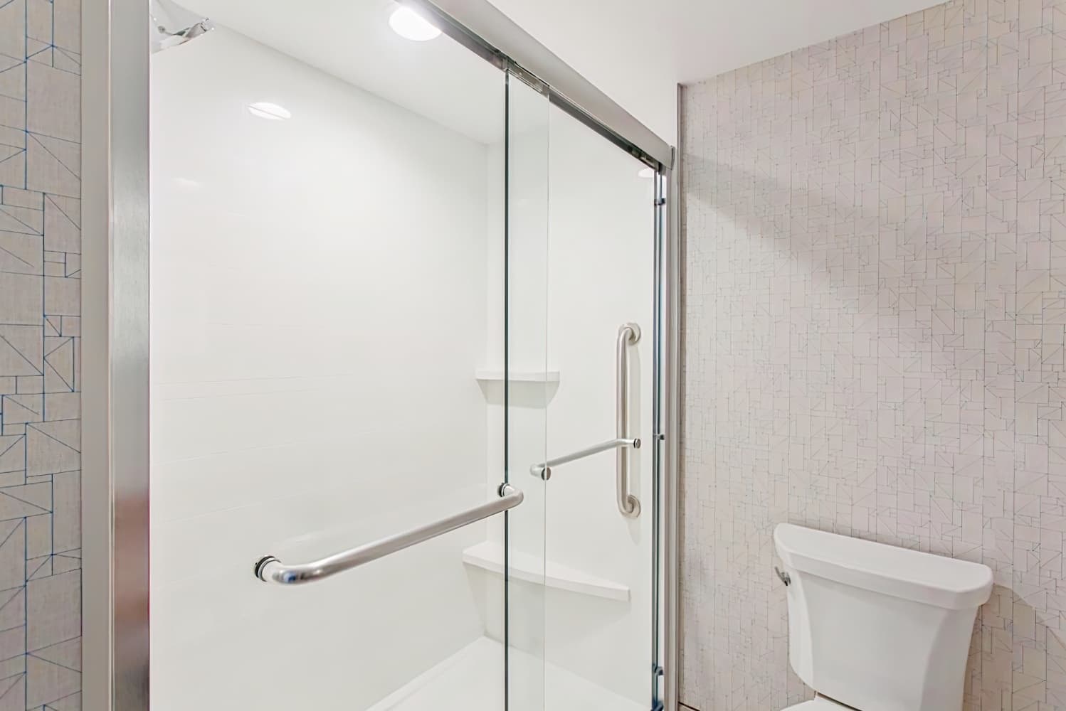 Holiday Inn Express Hotel & Suites Pasadena-Colorado Boulevard, an IHG Hotel