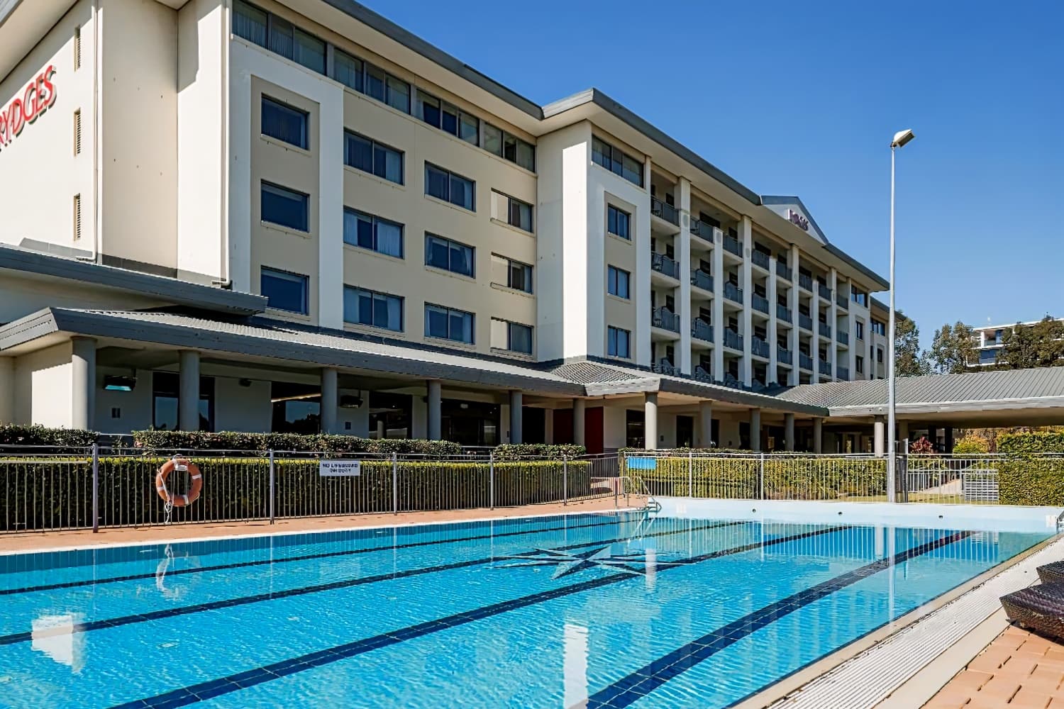 Visy Dior Hotel