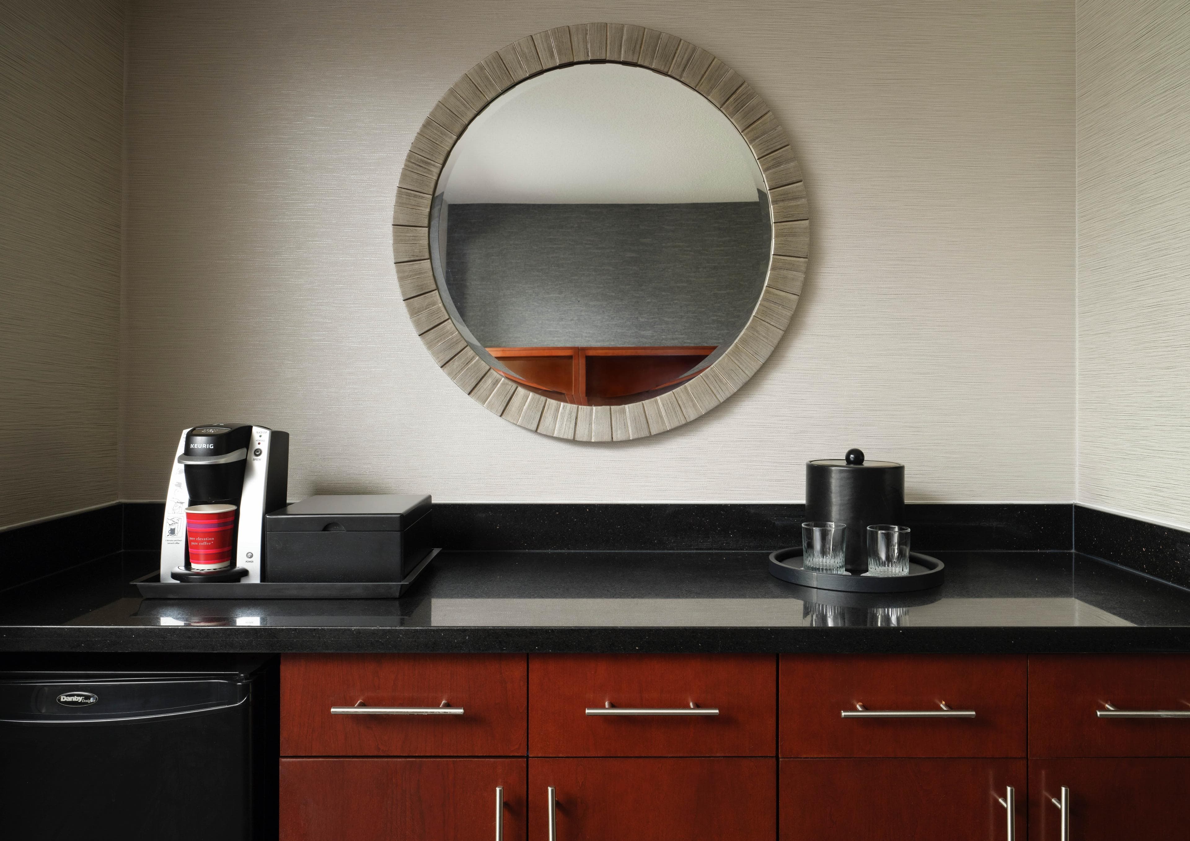 Minneapolis Marriott Northwest Hotel & Conference Center