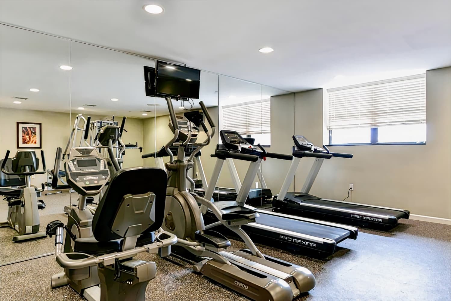 Holiday Inn New York JFK Airport Area