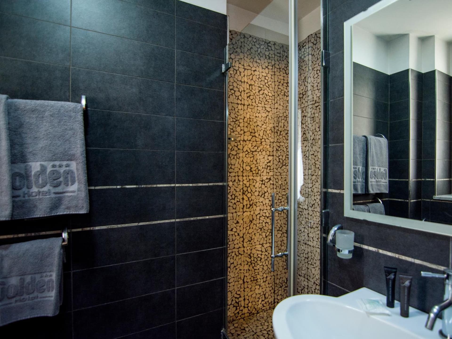 Hotel Golden