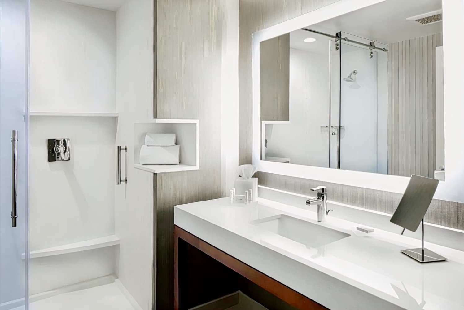 Courtyard by Marriott Houston Intercontinental Airport