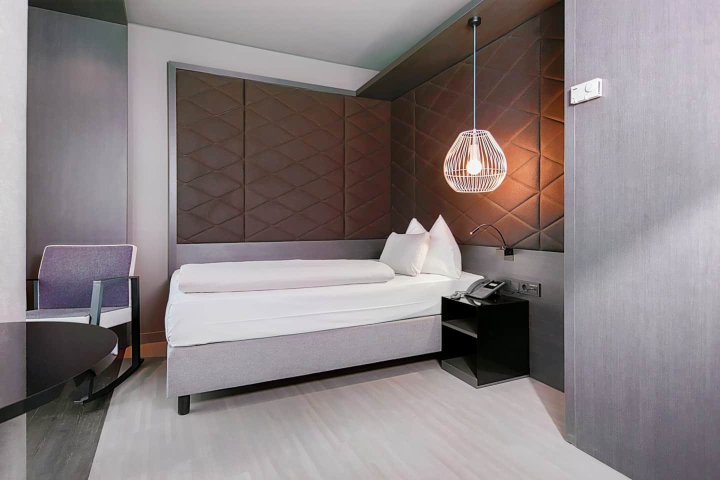 aDLERS Hotel