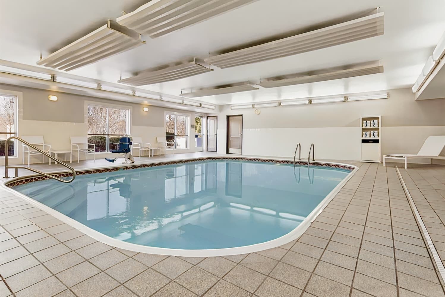 Country Inn & Suites by Radisson, Columbus Airport, OH