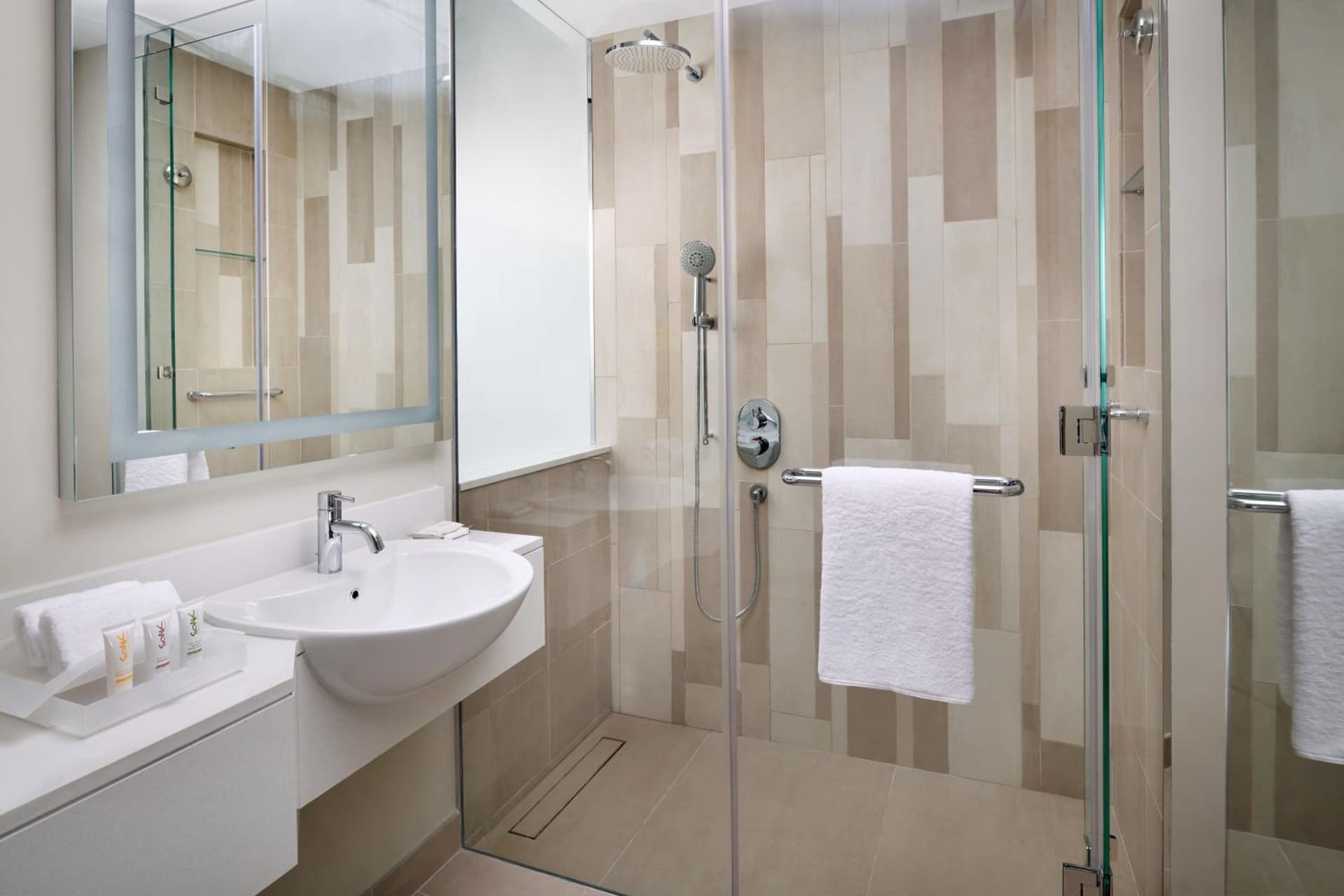 Holiday Inn Dubai Festival City