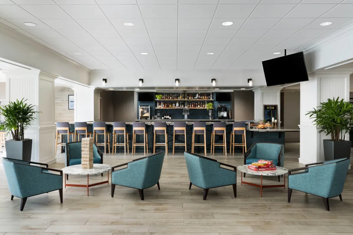 Hotel Caza Fisherman’s Wharf