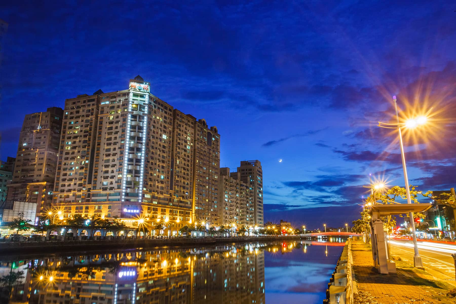 台南維悅酒店 Wei-Yat Grand Hotel