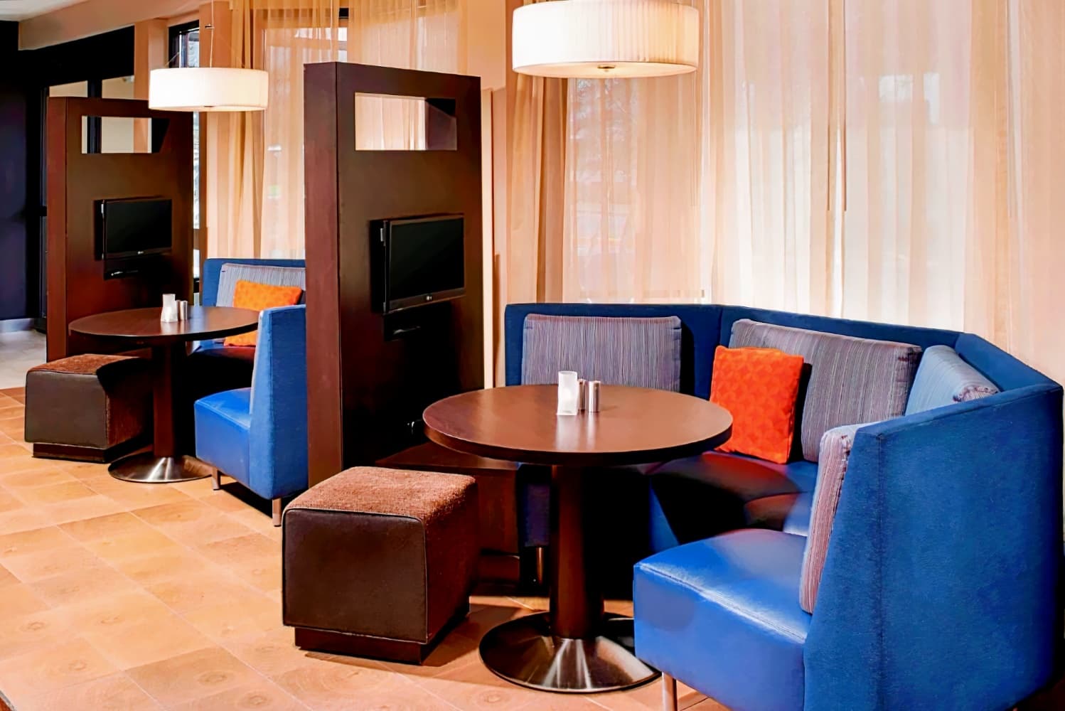 Comfort Inn and Suites Arlington Heights