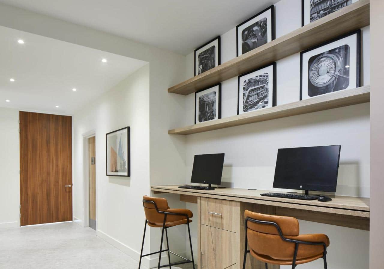 Courtyard by Marriott London City Airport