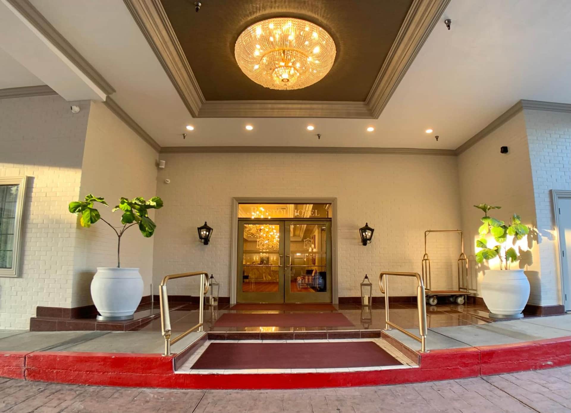 The Bristol Hotel Campbell San Jose