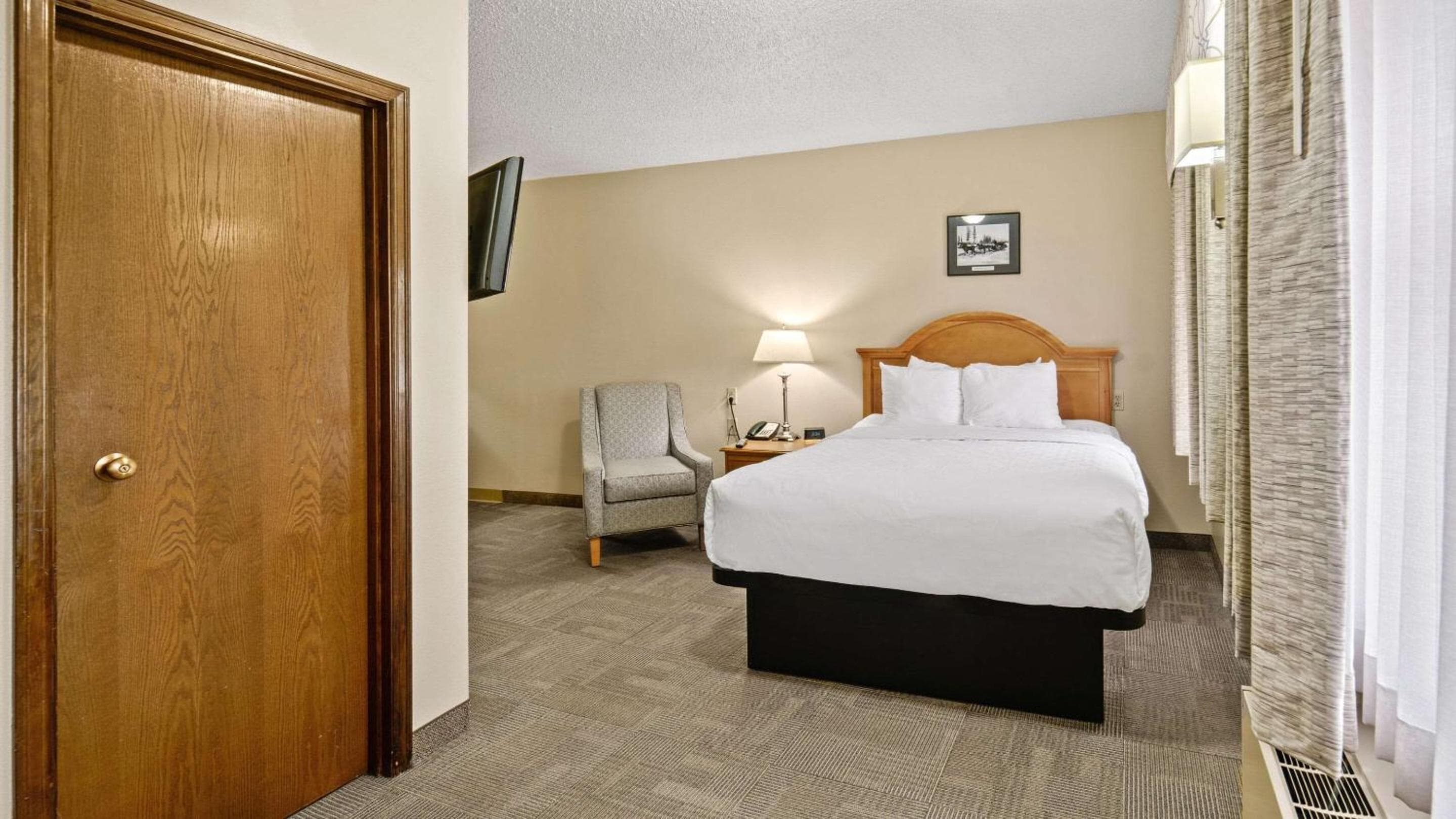 Clarion Hotel & Suites Fairbanks near Ft. Wainwright