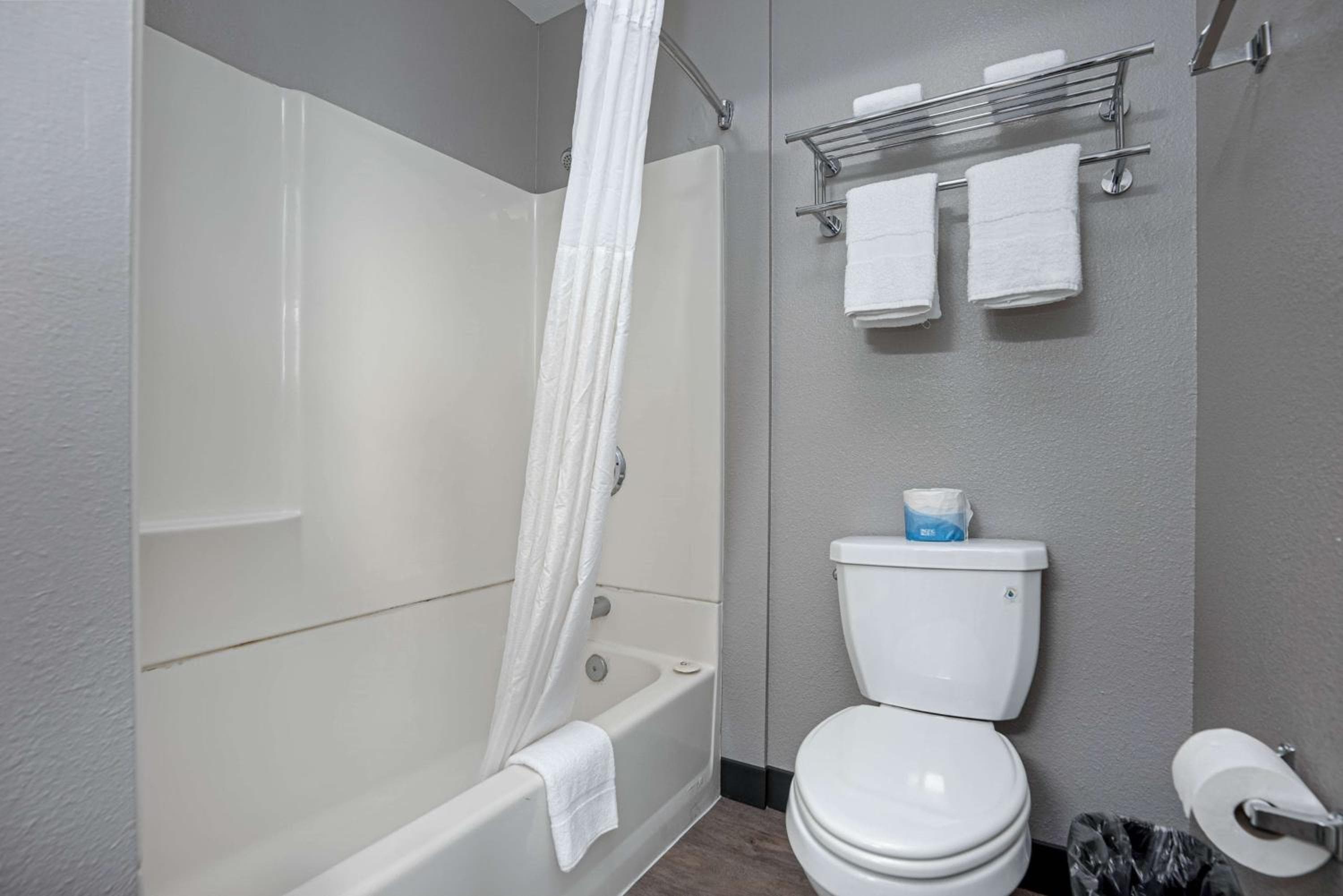 Motel 6-San Diego, CA - Downtown