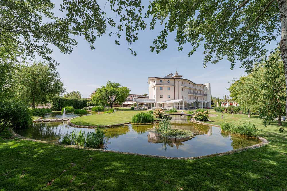 L' Araba Fenice Hotel & Resort