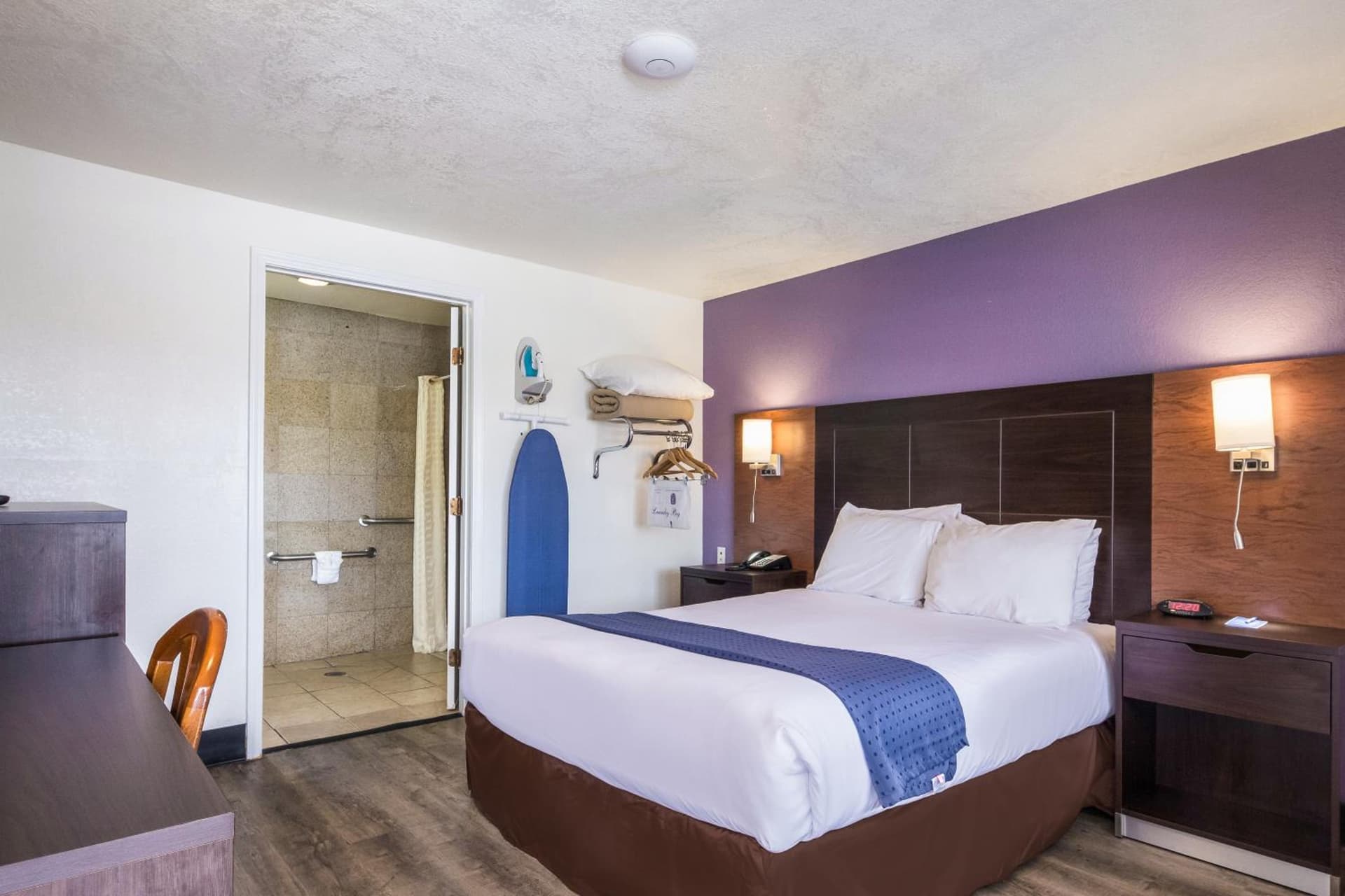 Rodeway Inn near Downtown Monterey