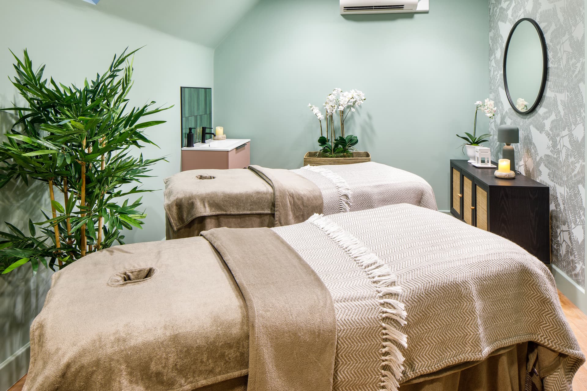 voco Lythe Hill Hotel & Spa, an IHG Hotel