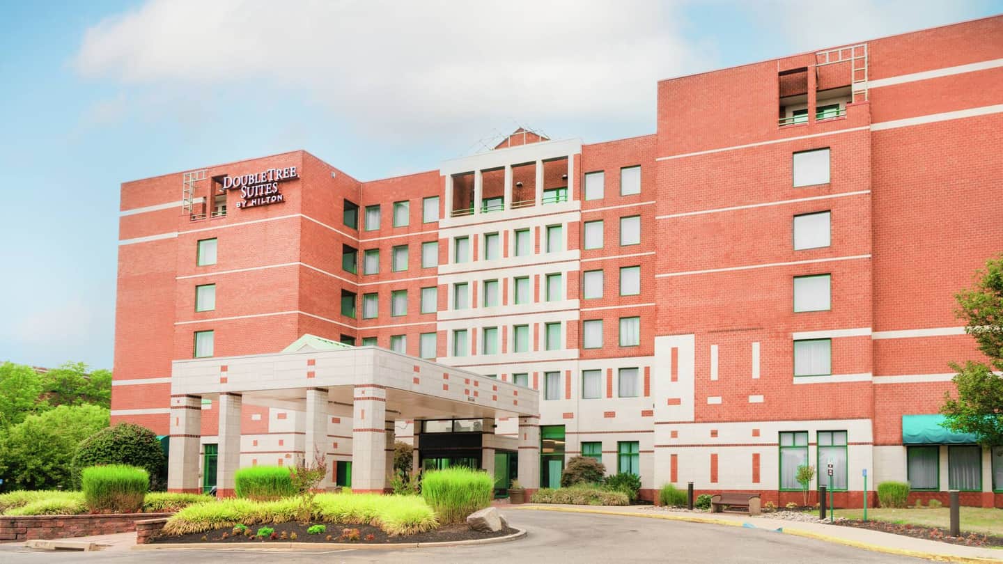 DoubleTree Suites by Hilton Hotel Philadelphia West