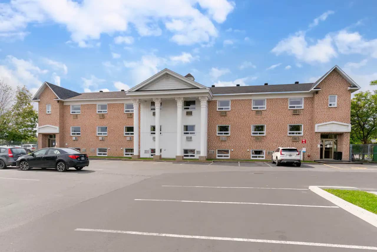 ECONOLODGE BROSSARD