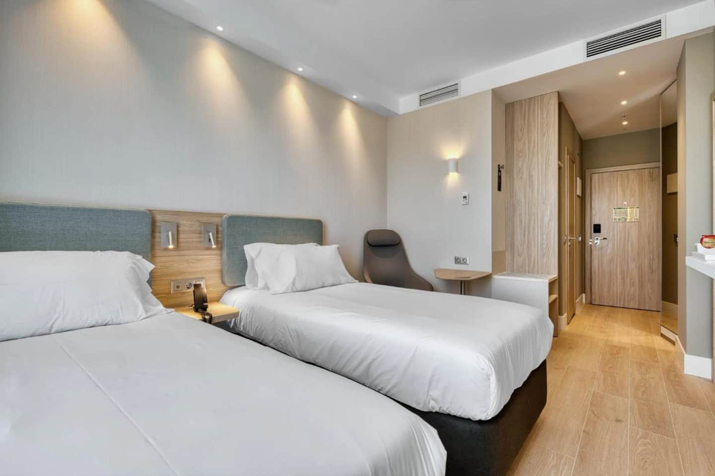 Holiday Inn Express Madrid Airport