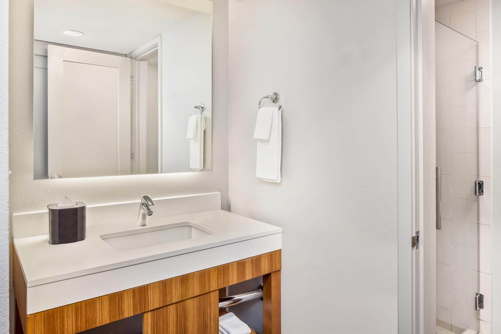 Hyatt Place Waikiki Beach