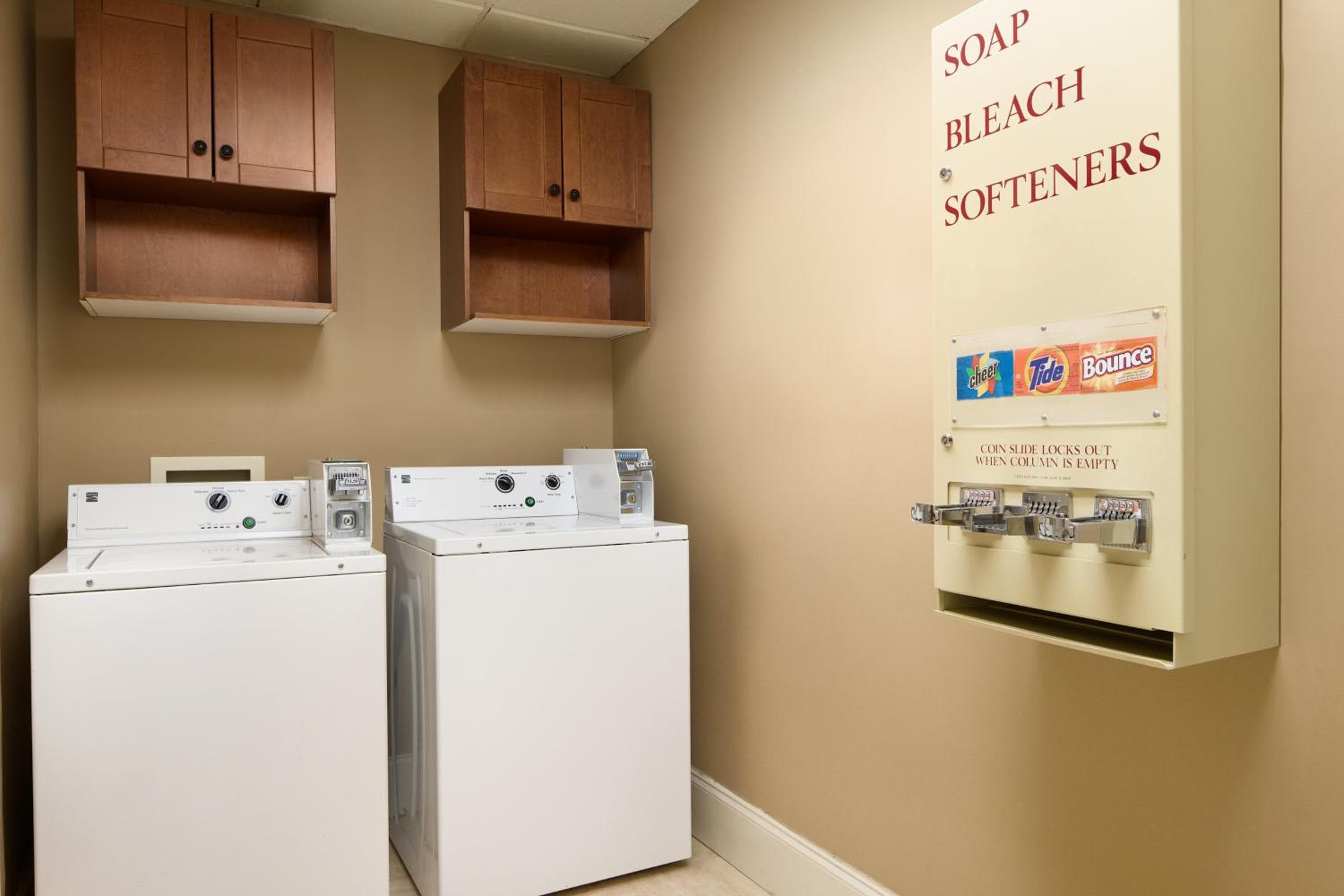 Holiday Inn Express Alpharetta - Windward parkway