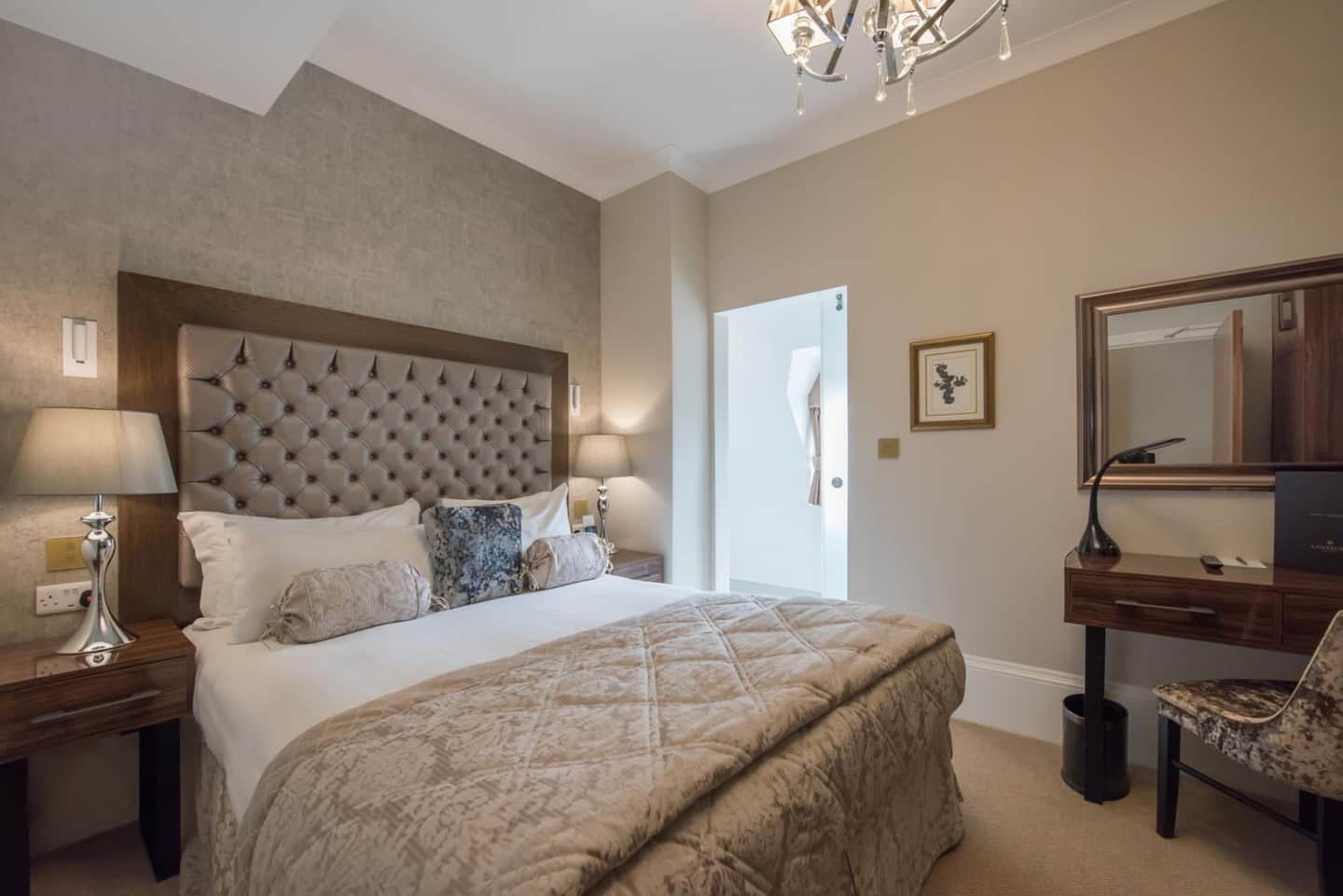 The Lansbury Heritage A Sunday Hotel - Canary Wharf
