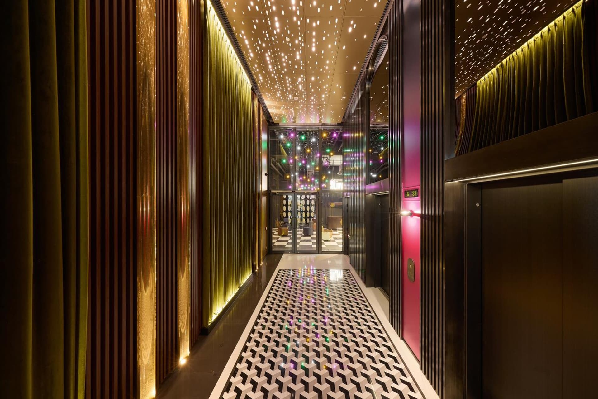 Motto by Hilton Hong Kong Soho