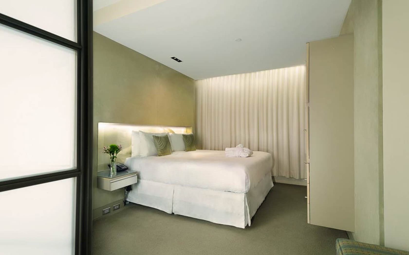 Shoreham Hotel