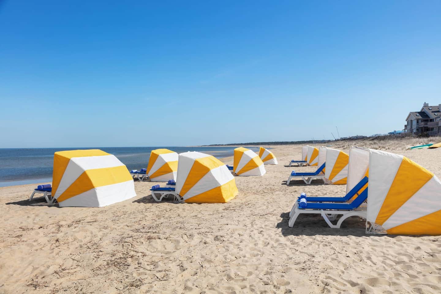 Delta Hotels by Marriott Virginia Beach Waterfront Suites